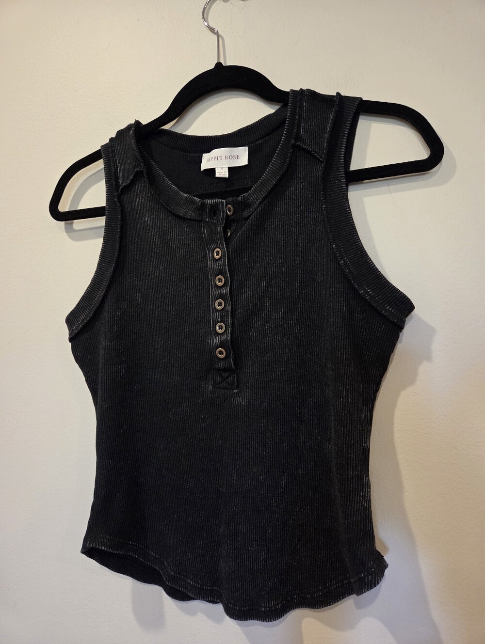 HIPPIE ROSE Ribbed Henley Tank Top - Picture 2 of 5